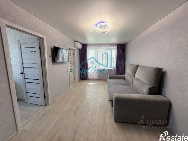 4-комн квартира улица Богдана Хмельницкого, 1,  д. 1