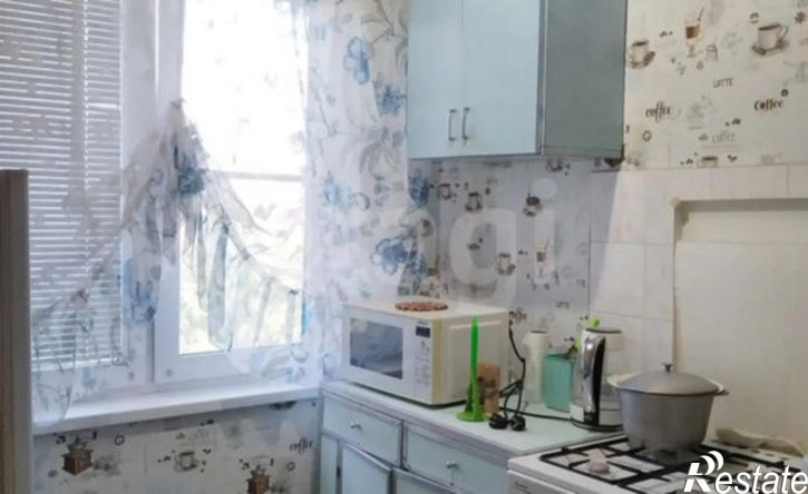 2-комн квартира ул Братская, 50,  д. 50