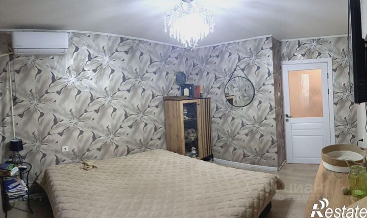 3-комн квартира ул Стасова, 8,  д. 8