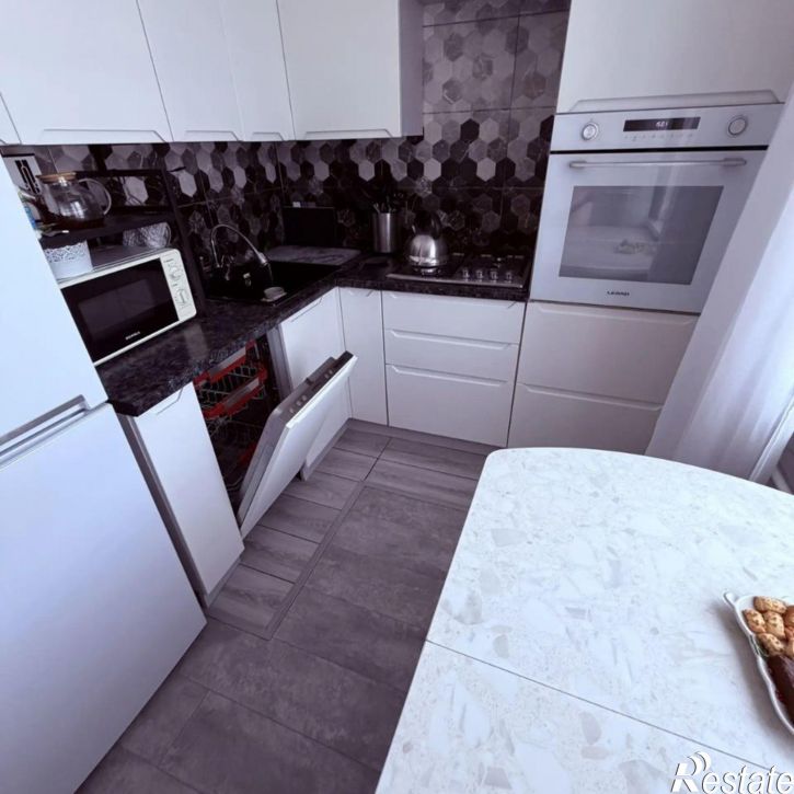 3-комн квартира пр-д Энтузиастов, 5,  д. 5