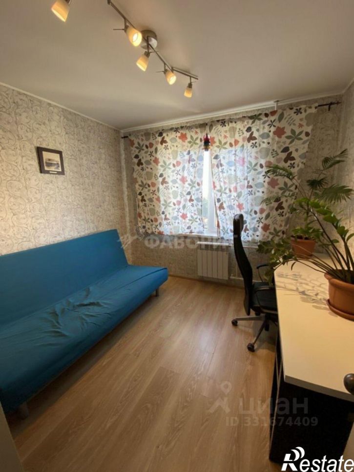 3-комн квартира ул Ялтинская, 92В,  д. 92В