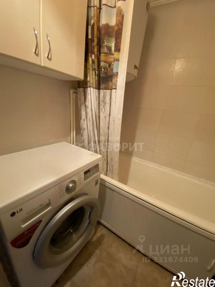 3-комн квартира ул Ялтинская, 92В,  д. 92В