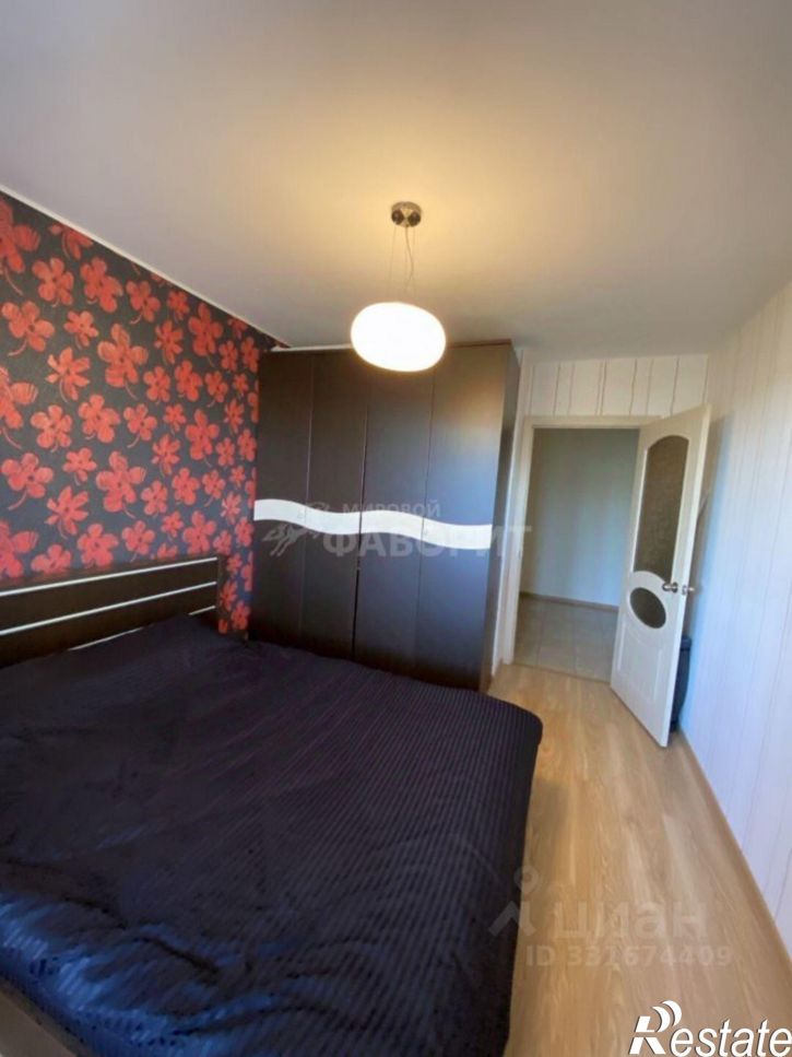 3-комн квартира ул Ялтинская, 92В,  д. 92В