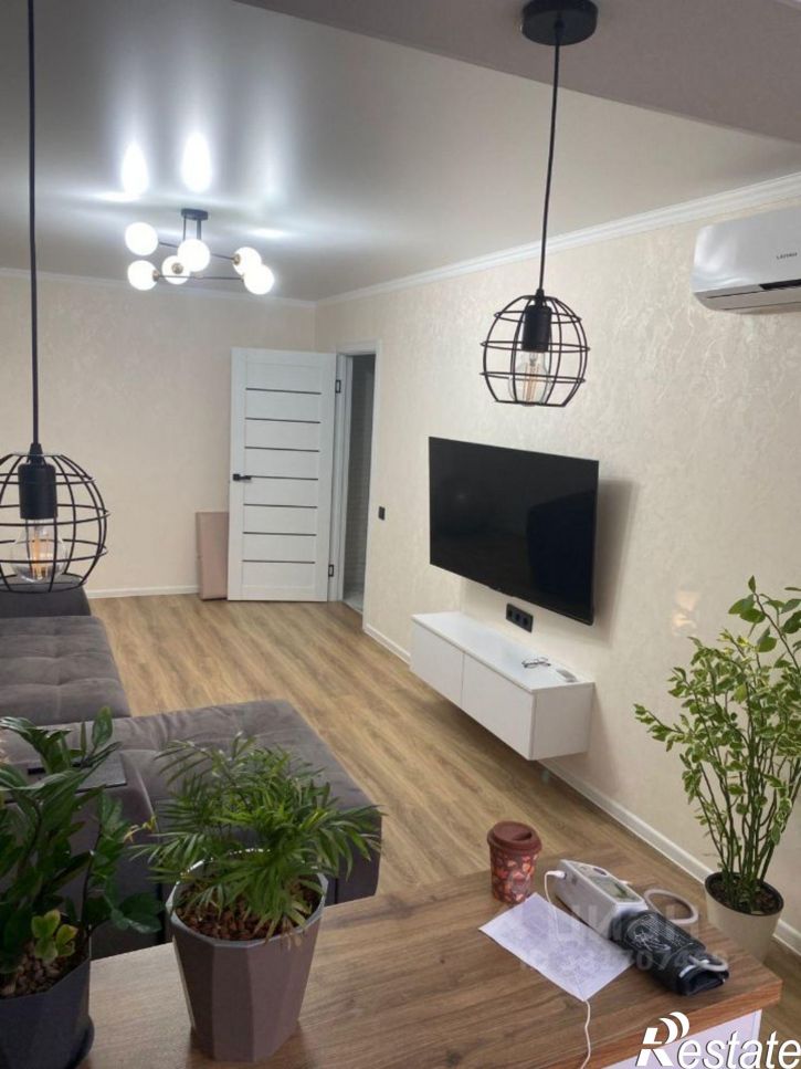 2-комн квартира ул Машиностроителей, 8,  д. 8