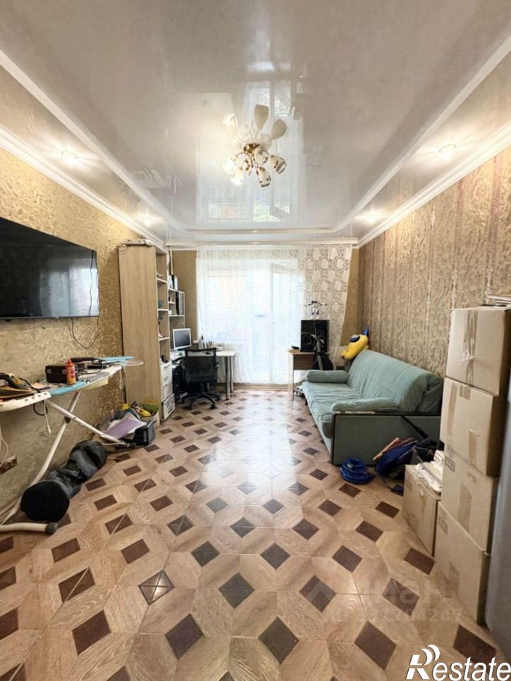 2-комн квартира ул Короленко, 17/1,  д. 17/1