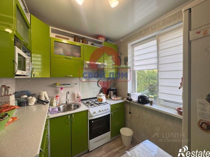 2-комн квартира ул Комарова, 4,  д. 4