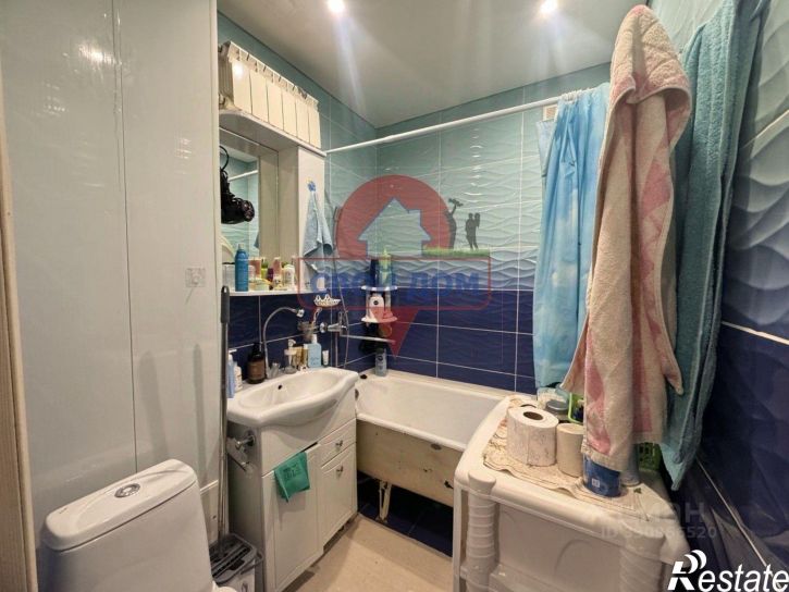 2-комн квартира ул Комарова, 4,  д. 4
