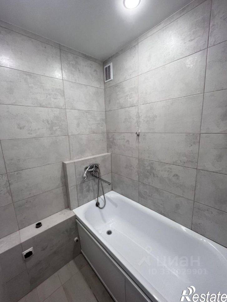 2-комн квартира ул Короленко, 126А,  д. 126А