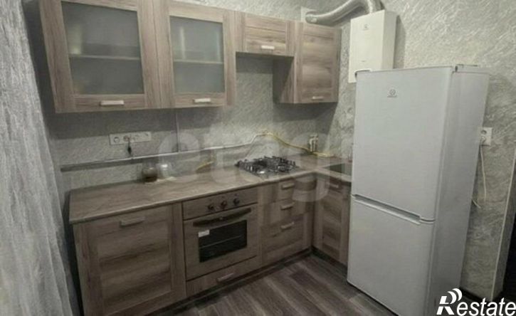 3-комн квартира Орск, посёлок Вокзальный, Спортивная улица, 13