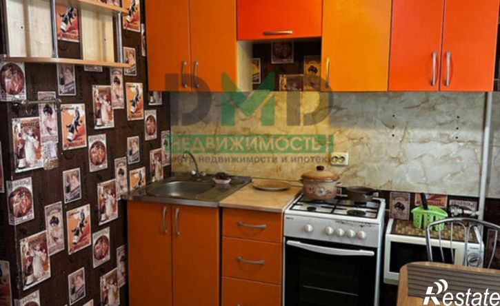 2-комн квартира ул Короленко, 122,  д. 122