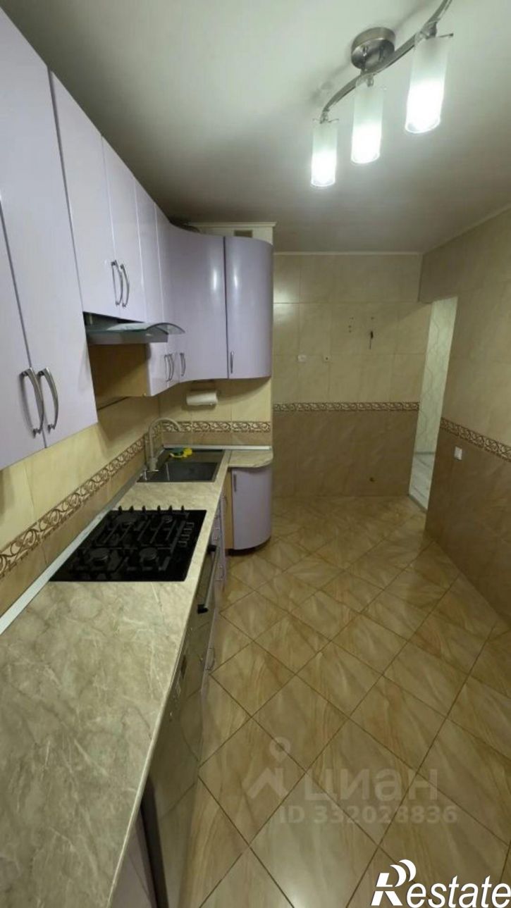 3-комн квартира ул Машиностроителей, 8,  д. 8