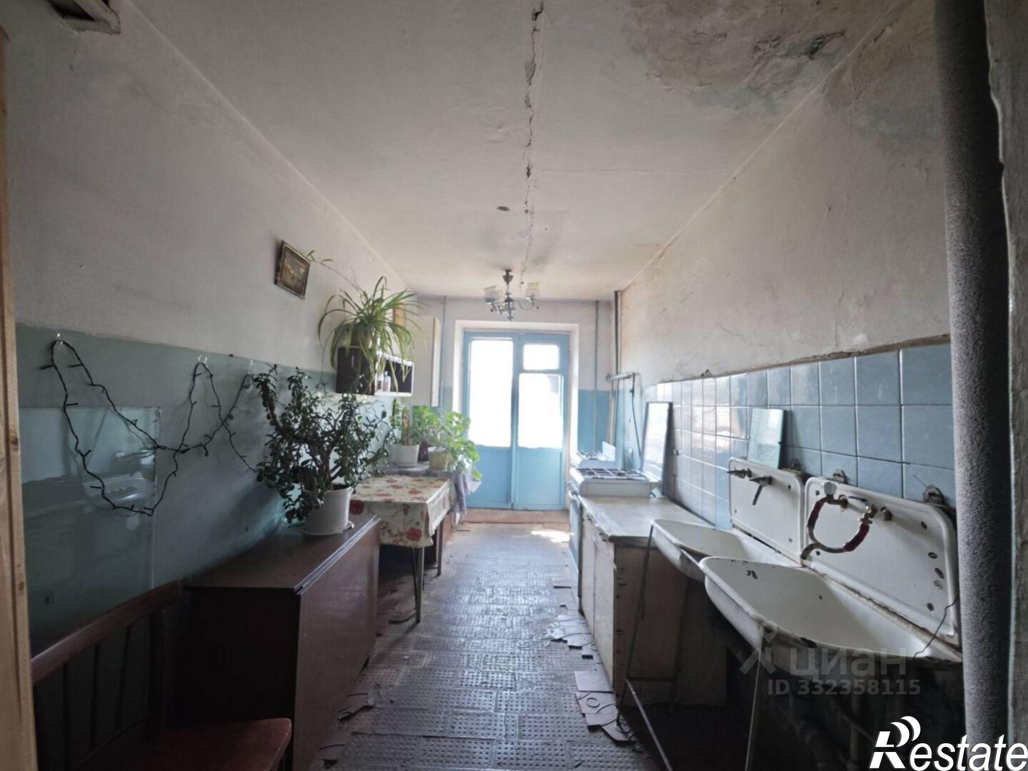 Купить комнату за 300 000 рублей на ул Горького, 153А