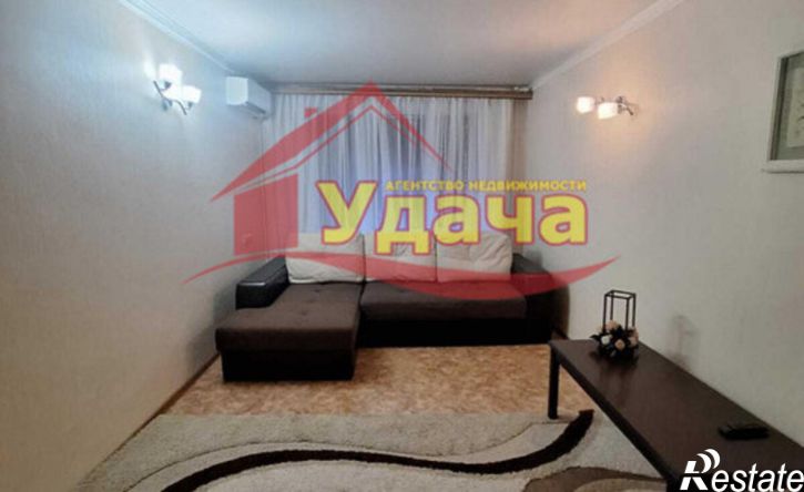 2-комн квартира ул Васнецова, 10,  д. 10