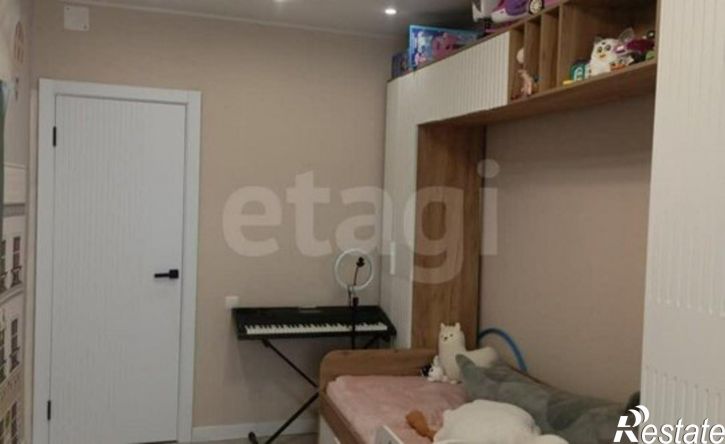 3-комн квартира ул Новосибирская, 52,  д. 52