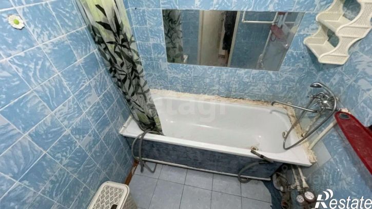 3-комн квартира ул Ялтинская, 99,  д. 99