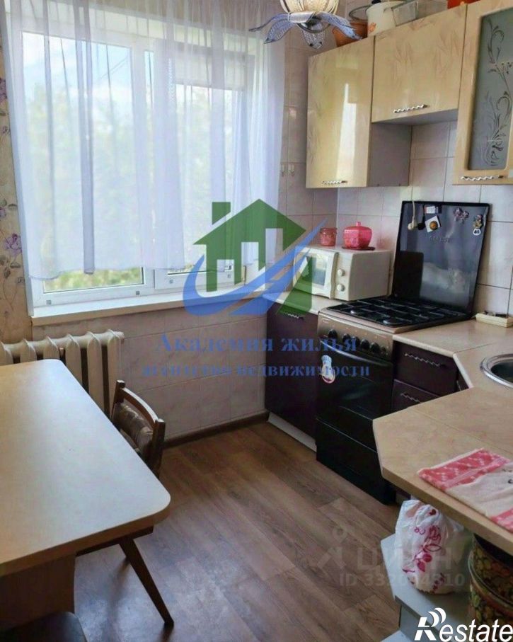 2-комн квартира Орск, пер. Театральный, 5