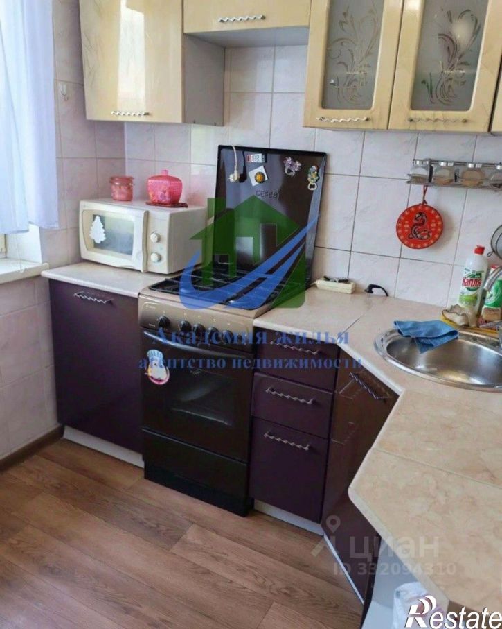 2-комн квартира Орск, пер. Театральный, 5