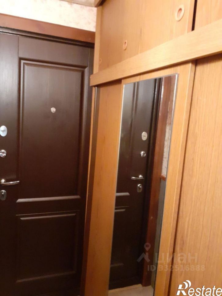 2-комн квартира ул Нефтяников, 6А,  д. 6А