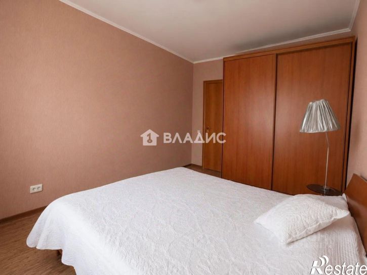 3-комн квартира ул Докучаева, 23,  д. 23