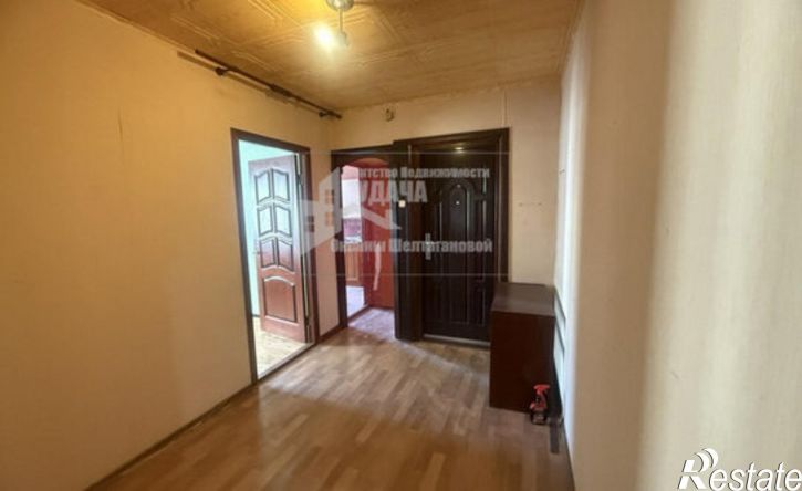 3-комн квартира ул Ялтинская, 90,  д. 90