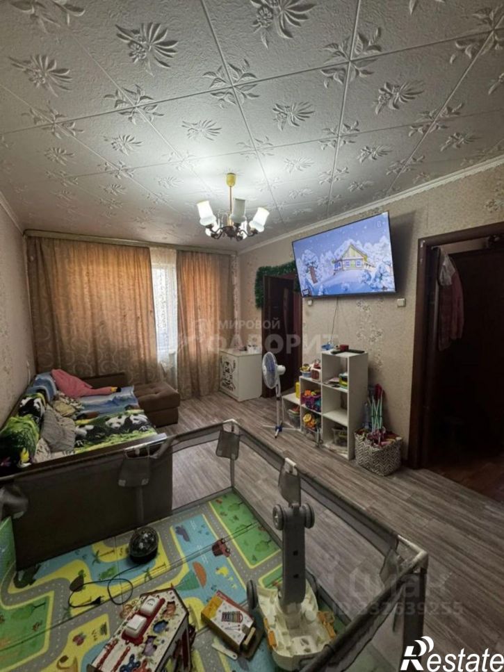 4-комн квартира ул Комарова, 24,  д. 24