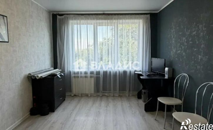 3-комн квартира ул Новомосковская, 98,  д. 98