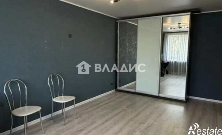 3-комн квартира ул Новомосковская, 98,  д. 98