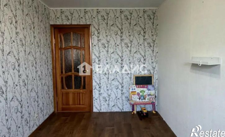 3-комн квартира ул Новомосковская, 98,  д. 98