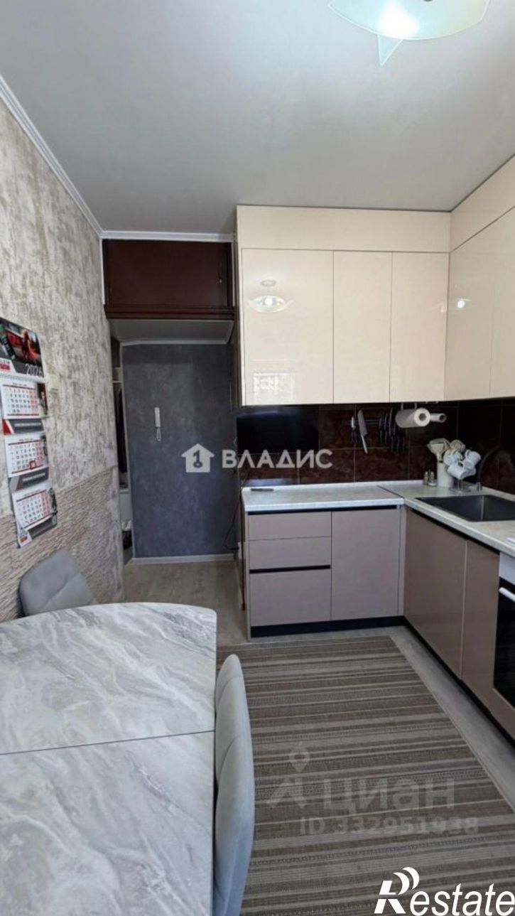 3-комн квартира ул Докучаева, 52,  д. 52