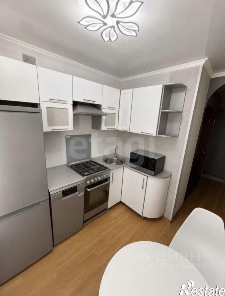3-комн квартира ул Краматорская, 10А,  д. 10А