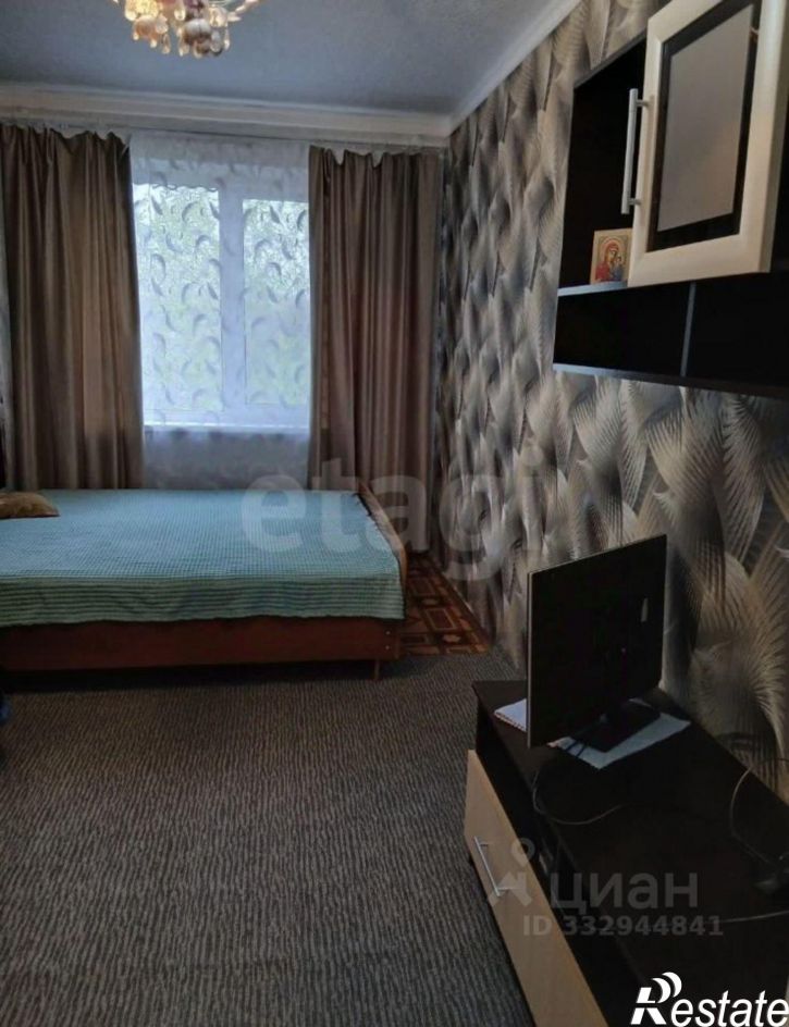 3-комн квартира ул Тамбовская, 10,  д. 10