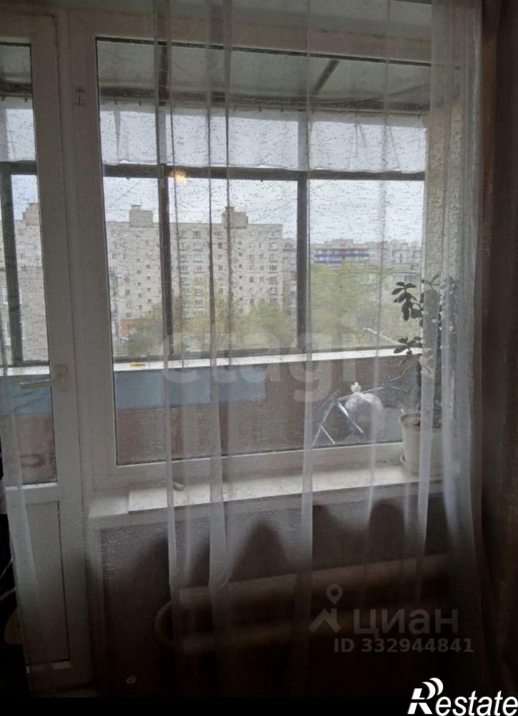 3-комн квартира ул Тамбовская, 10,  д. 10