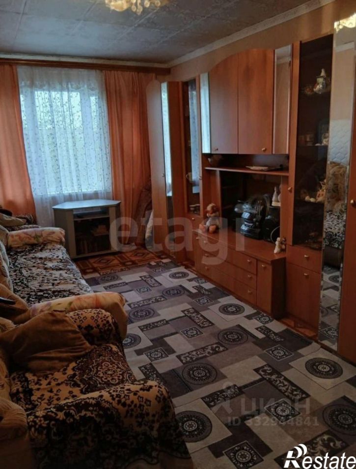 3-комн квартира ул Тамбовская, 10,  д. 10