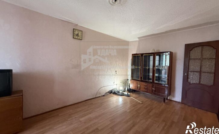 2-комн квартира ул Комарова, 2,  д. 2