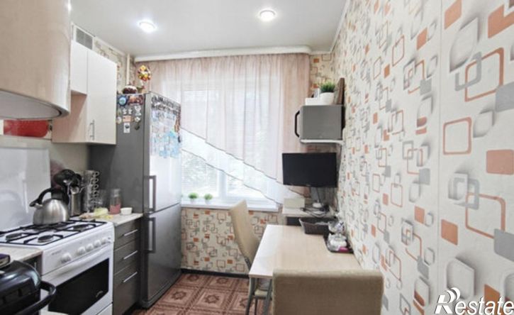 2-комн квартира ул Короленко, 124А,  д. 124А