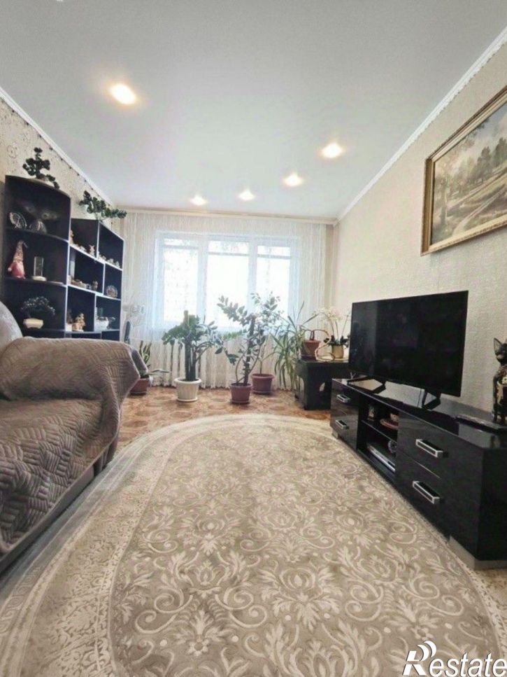 2-комн квартира ул Короленко, 124А,  д. 124А