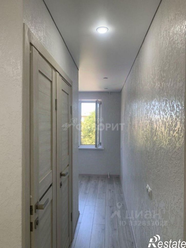 3-комн квартира ул Ялтинская, 93А,  д. 93А