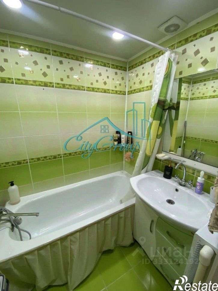 3-комн квартира Орск, ул. Пацаева, 15
