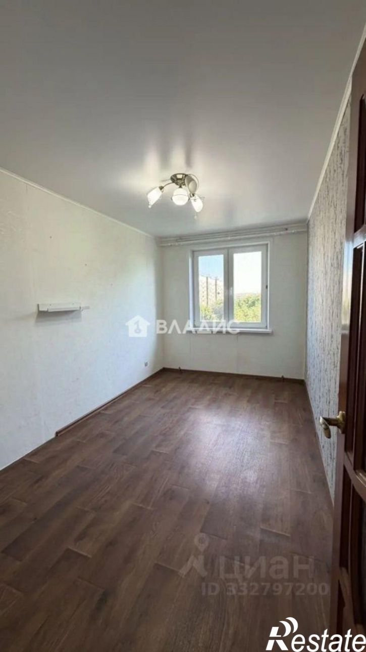 3-комн квартира ул Новомосковская, 98,  д. 98