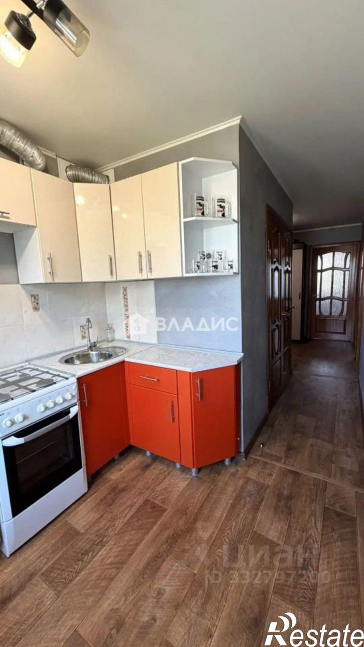 3-комн квартира ул Новомосковская, 98,  д. 98