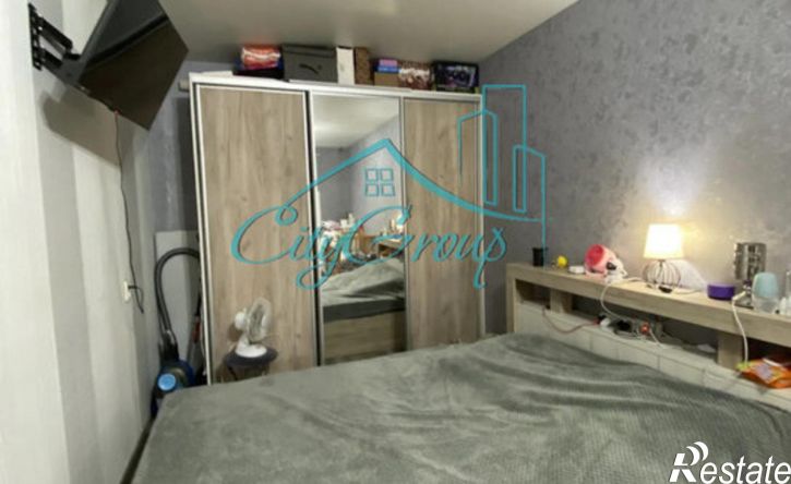 2-комн квартира ул Короленко, 33,  д. 33