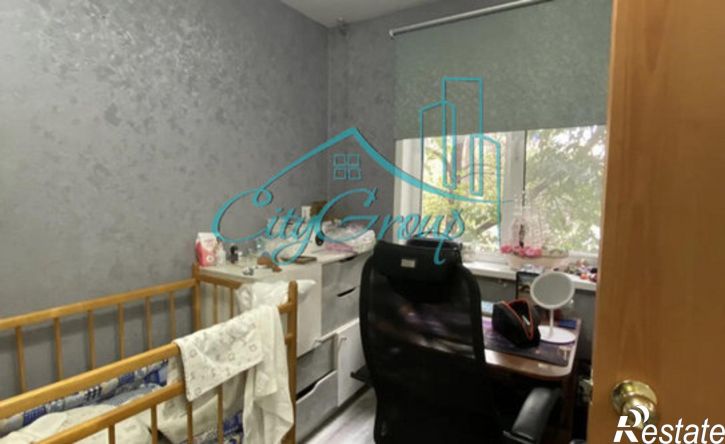 2-комн квартира ул Короленко, 33,  д. 33