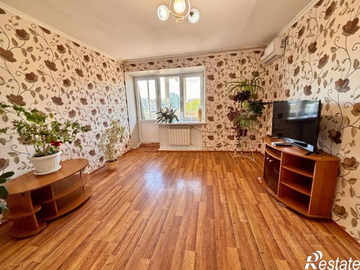 3-комн квартира ул Ялтинская, 91,  д. 91