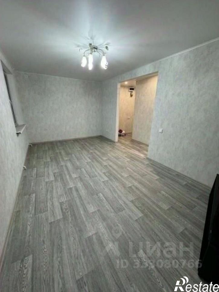 1-комн квартира ул Комарова, 4,  д. 4