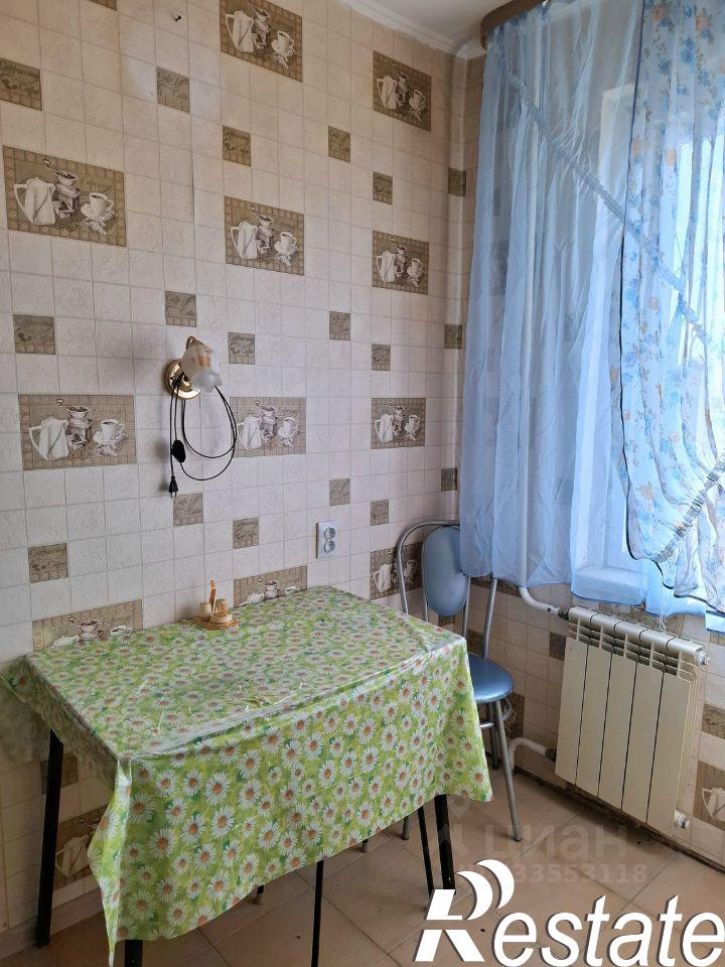 2-комн квартира проспект Космонавтов, 16,  д. 16