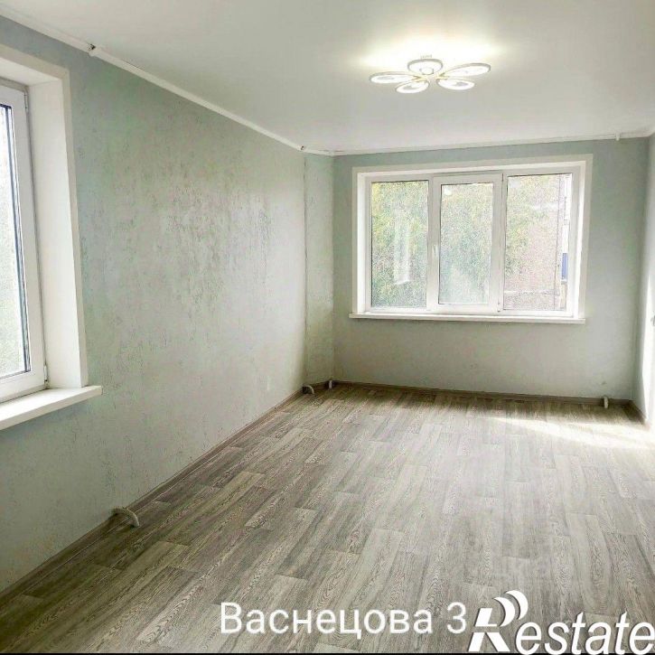 3-комн квартира улица Васнецова, 3,  д. 3