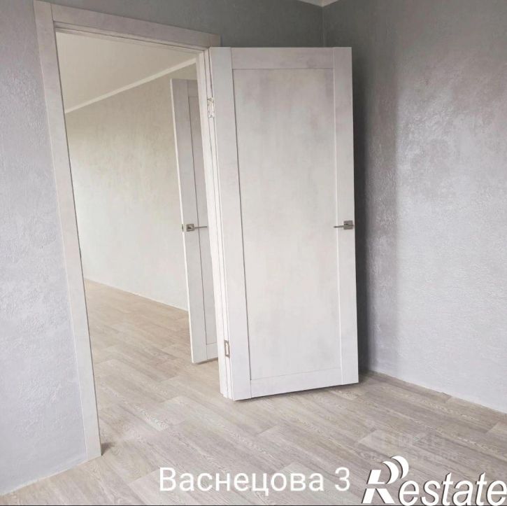3-комн квартира улица Васнецова, 3,  д. 3