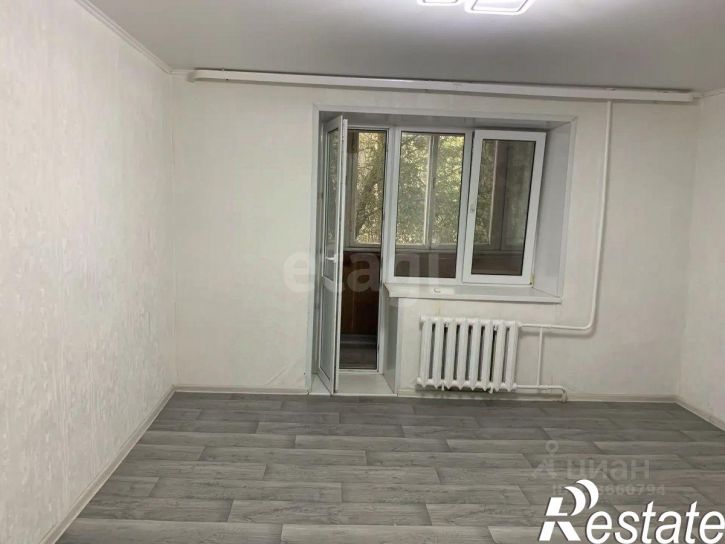 1-комн квартира мкр 6-й, 4,  д. 4