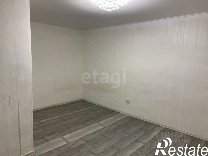 1-комн квартира мкр 6-й, 4,  д. 4