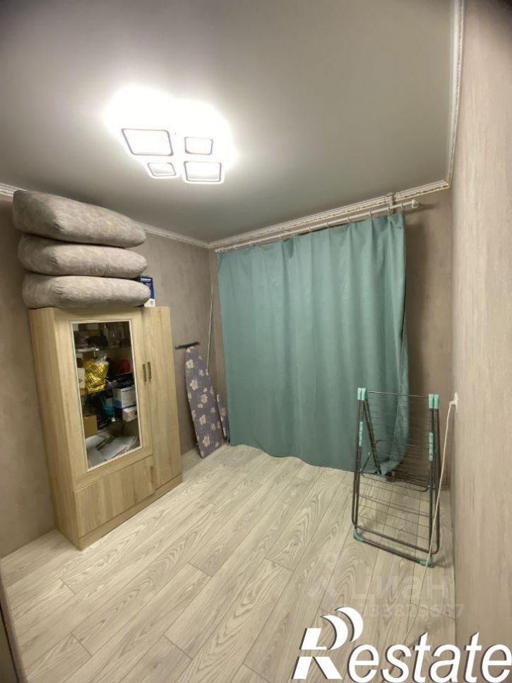 2-комн квартира улица Стасова, 8,  д. 8